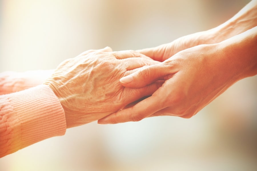 Navigating the Path of Hospice Care: When is it Time?